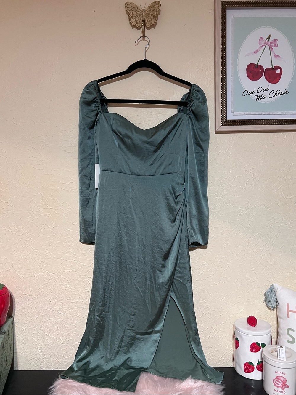 Aritzia Wilfred NWT Gallery Green Anfora Satin Long-Sleeve Midi Dress | Size 2